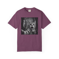 Load image into Gallery viewer, Scaredy Cat Selfie – Funny Halloween Cat T-Shirt